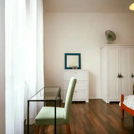 Downtown House דירה צ'רנוביו