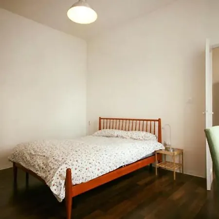 דירה Downtown House *